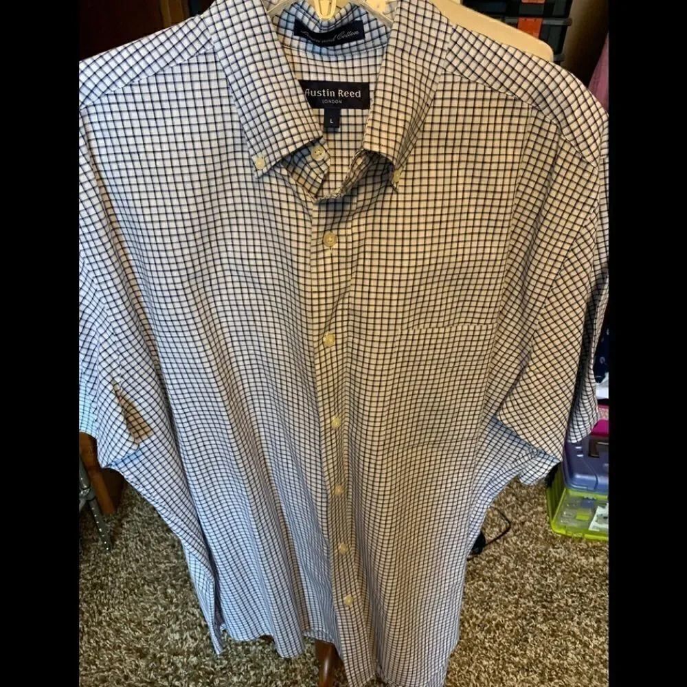 Austin Reed of London Short Sleeve Shirt M28